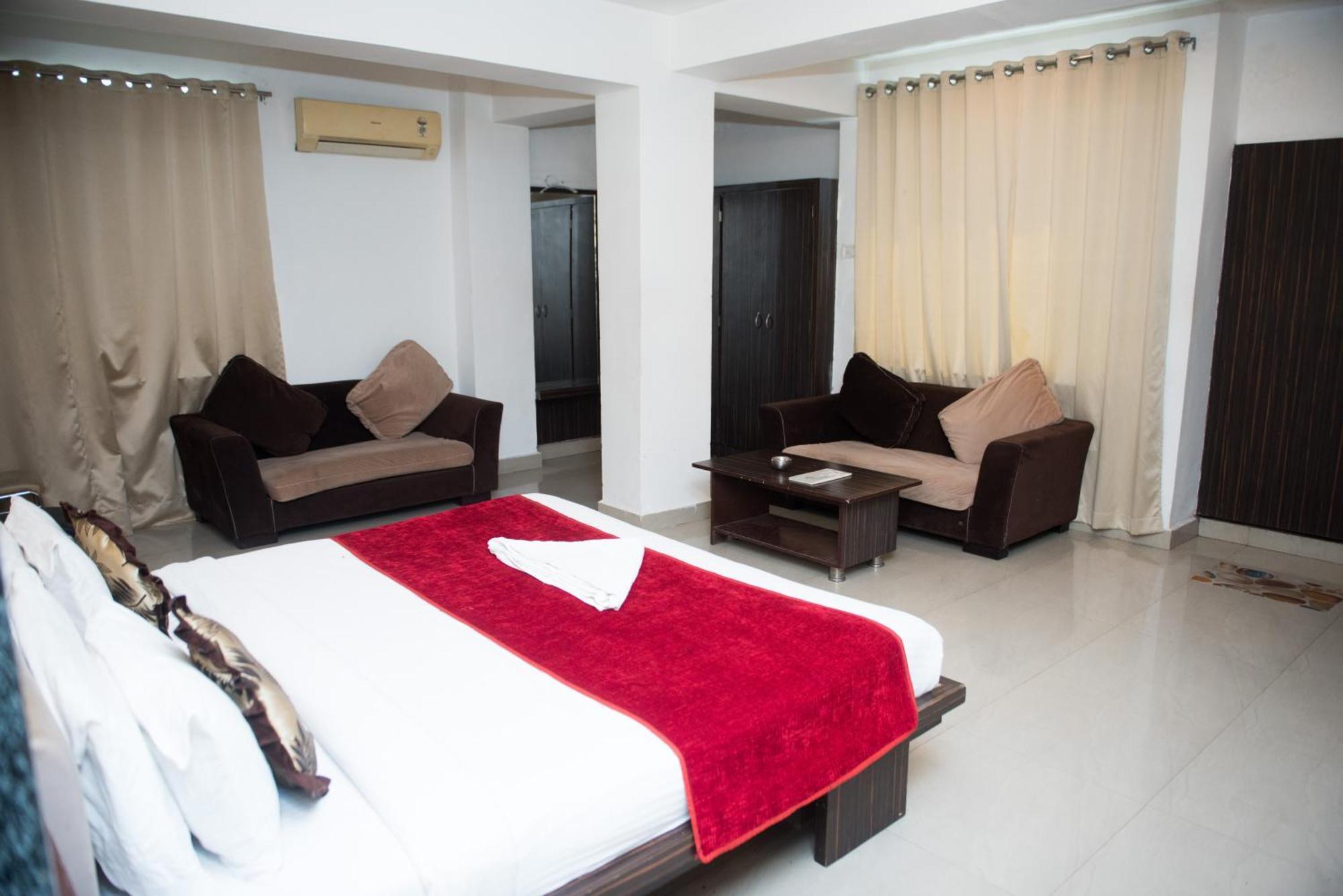 Hotel Balaji Central Ratlām Eksteriør bilde