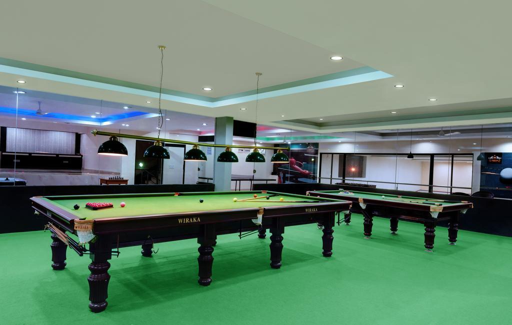 Hotel Balaji Central Ratlām Eksteriør bilde