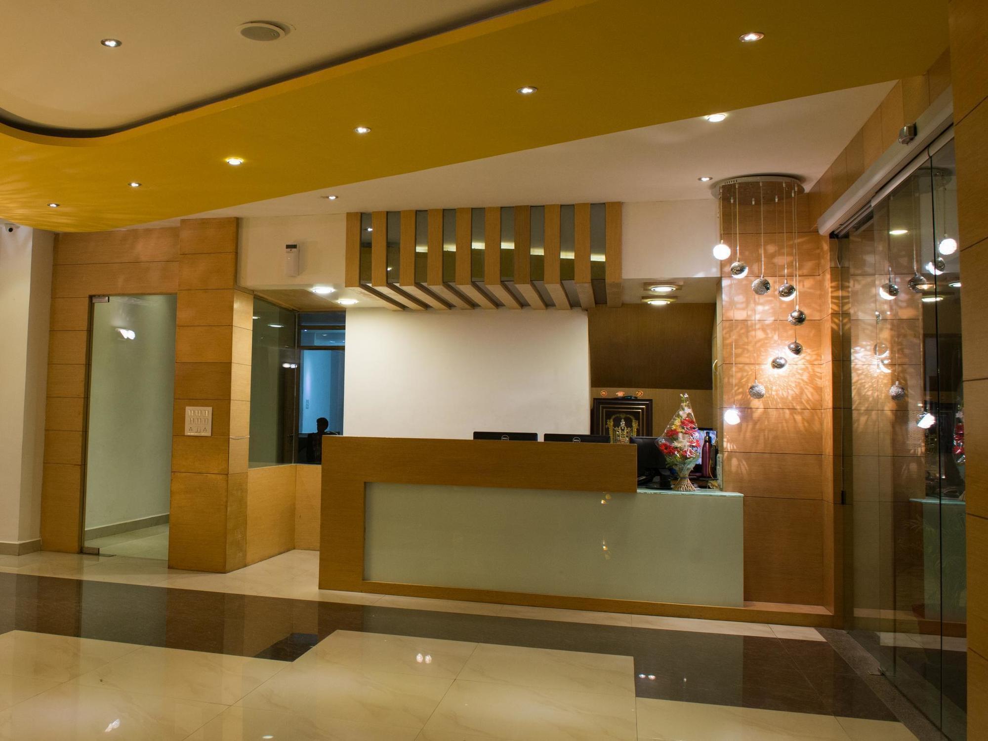 Hotel Balaji Central Ratlām Eksteriør bilde